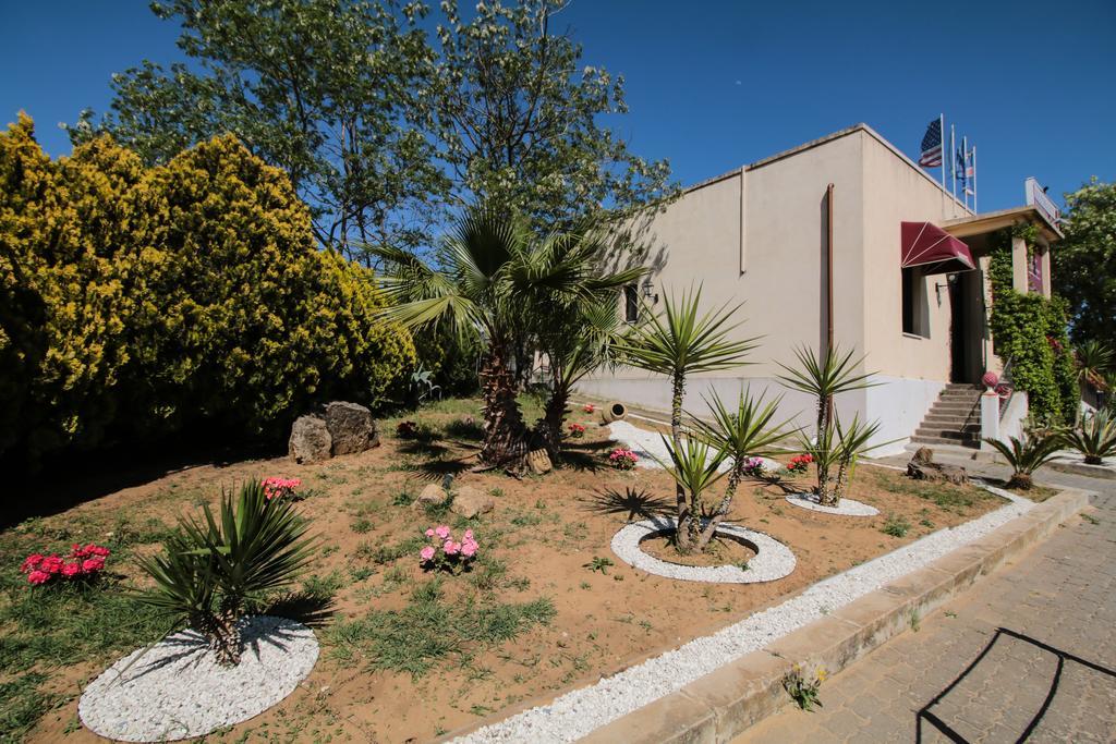 Agriturist Soleluna Caltagirone Exterior photo